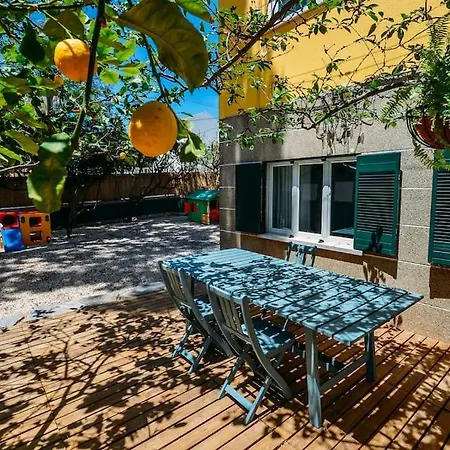 Center Family With Courtyard Διαμέρισμα *